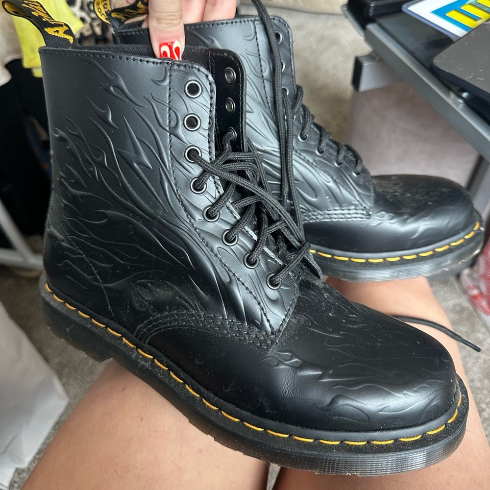 Dr. Martens SzUK 8